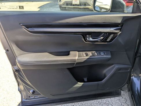 Used 2025 Honda CR-V EX-L image 11