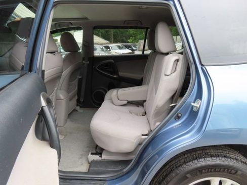 Used 2011 Toyota RAV4 4WD w/ Upgrade Value Pkg image 12