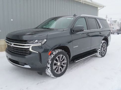 Used 2022 Chevrolet Tahoe LT w/ Luxury Package AWD/4WD image 8