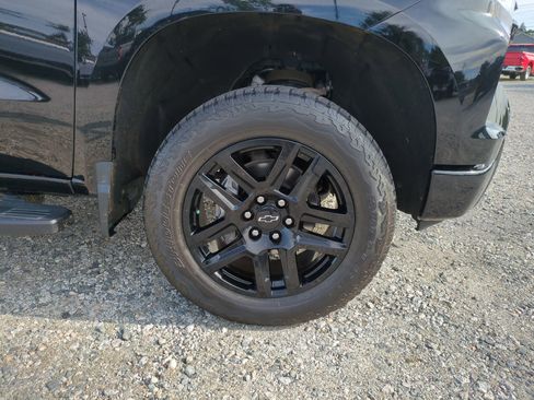 Certified 2023 Chevrolet Silverado 1500 LT Trail Boss AWD/4WD image 12