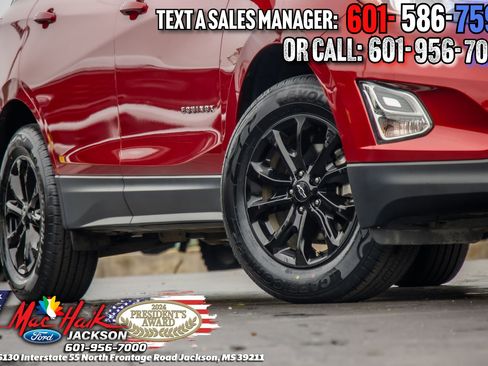Used 2018 Chevrolet Equinox LT AWD/4WD image 2