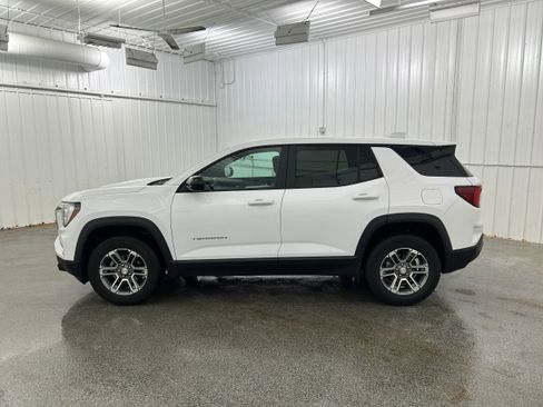 Used 2025 GMC Terrain Elevation AWD/4WD image 19
