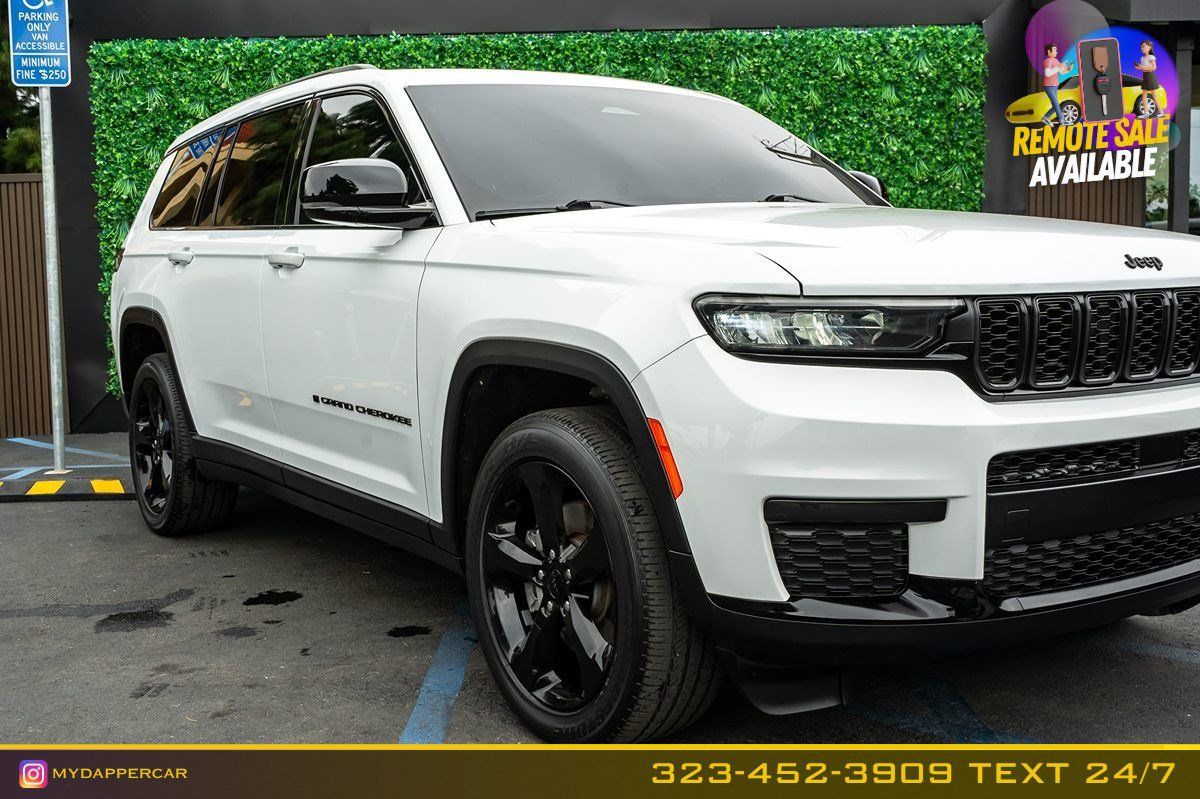 Used 2021 Jeep Grand Cherokee L Laredo RWD image 4
