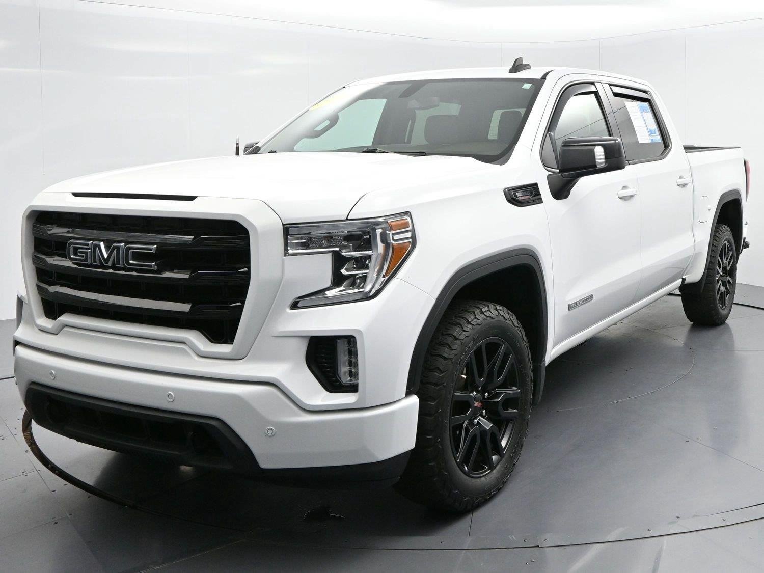 Used 2020 GMC Sierra 1500 Elevation w/ Elevation Value Package RWD image 3