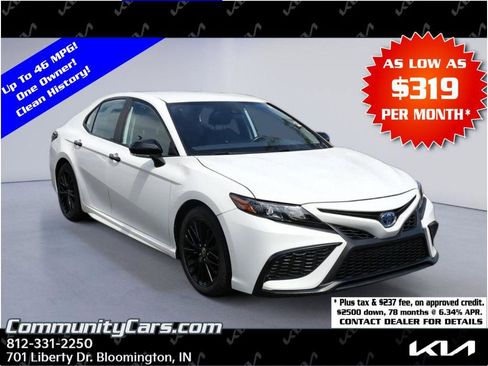 Used 2022 Toyota Camry SE w/ Convenience Package FWD image 1