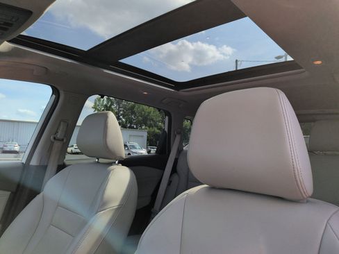 Used 2023 Nissan Rogue SL w/ SL Premium Package FWD image 29