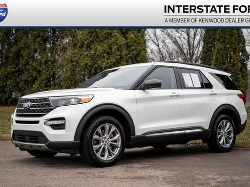 Used 2023 Ford Explorer XLT w/ Equipment Group 202A AWD/4WD image 1
