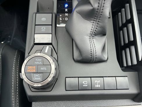 Used 2025 Toyota 4Runner TRD Off-Road Premium image 22