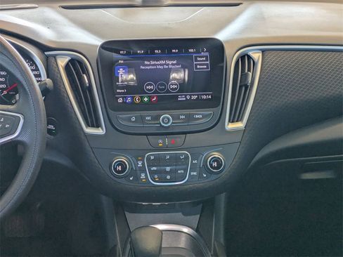 Used 2024 Chevrolet Malibu LT image 13