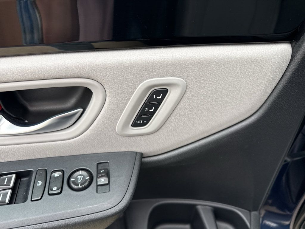 Used 2023 Honda Pilot EX-L image 13