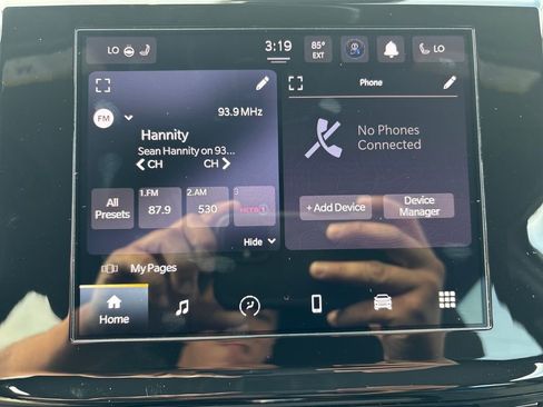 Used 2023 Jeep Grand Cherokee Altitude image 24