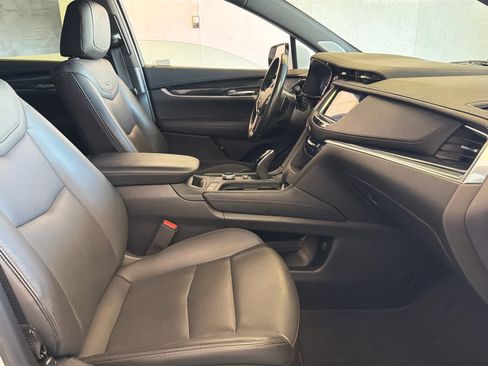 Used 2021 Cadillac XT5 Premium Luxury image 25