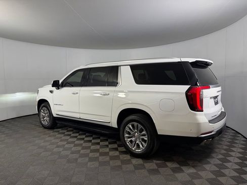Used 2025 GMC Yukon XL Denali AWD/4WD image 8
