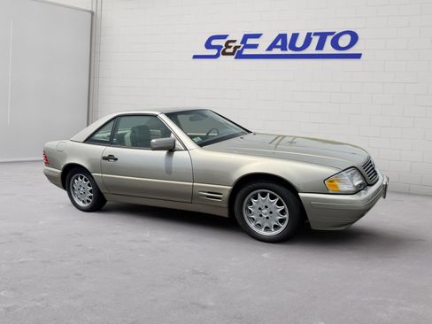 Used 1997 Mercedes-Benz SL 320 image 6