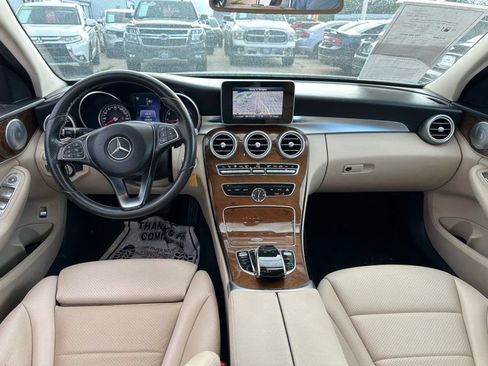 Used 2015 Mercedes-Benz C 300 4MATIC Sedan image 26