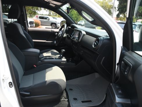 Certified 2021 Toyota Tacoma TRD Sport w/ Technology Package RWD image 20