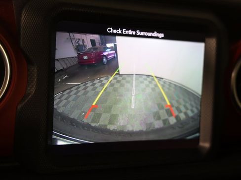 Used 2018 Jeep Wrangler Unlimited Rubicon image 17