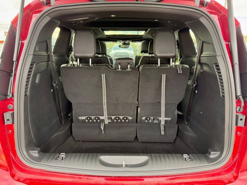 New 2026 Chrysler Pacifica Select FWD image 6
