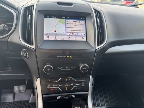 Used 2019 Ford Edge SEL w/ Equipment Group 201A image 28