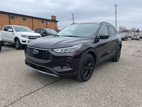 Certified 2023 Ford Escape Active image 30