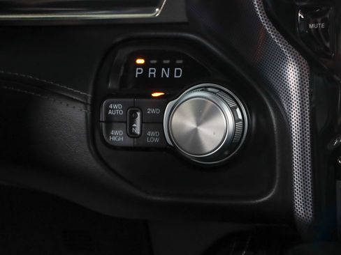 Used 2021 RAM 1500 Limited AWD/4WD image 21
