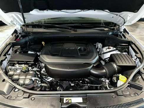 Used 2020 Jeep Grand Cherokee Overland AWD/4WD image 9