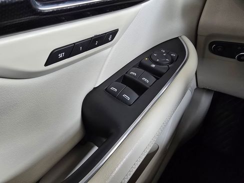 Used 2021 Buick Envision Essence FWD image 20