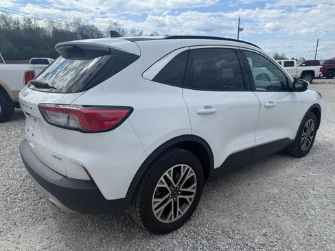 Used 2021 Ford Escape SEL image 3
