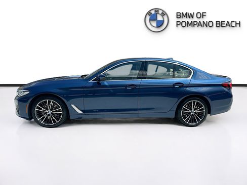 Used 2023 BMW 530i w/ Premium Package RWD image 4