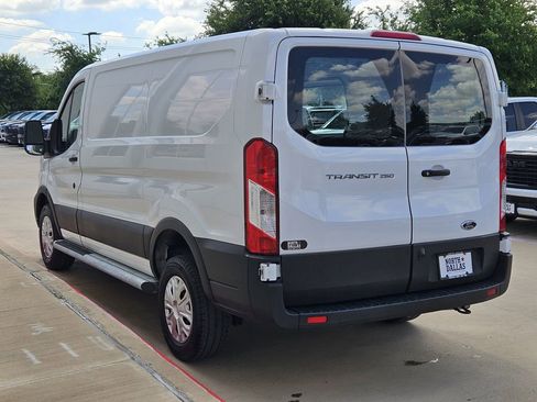 Used 2024 Ford Transit 250 Low Roof w/ Exterior Upgrade Package RWD image 6