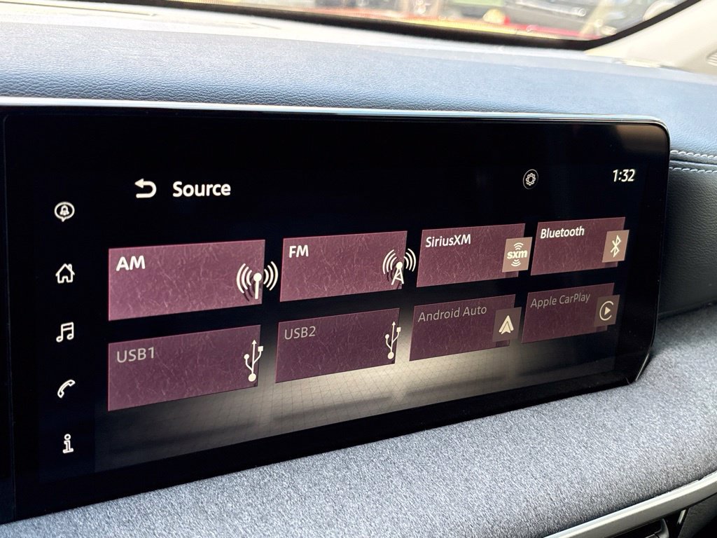 Used 2025 Nissan Kicks SV FWD image 26