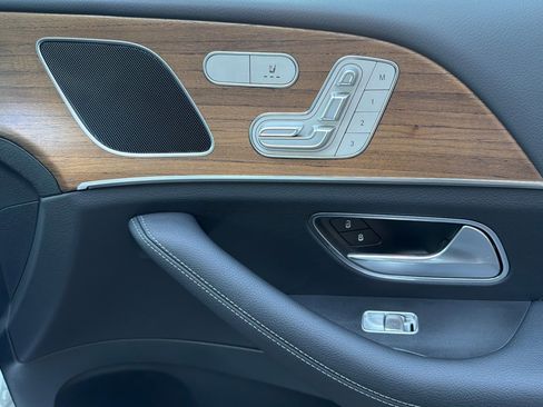 Certified 2025 Mercedes-Benz GLE 450e GLE 450e 4MATIC image 20