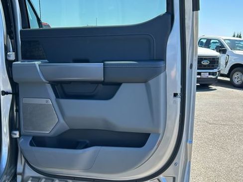 New 2025 Ford F150 Lightning Flash AWD/4WD image 12