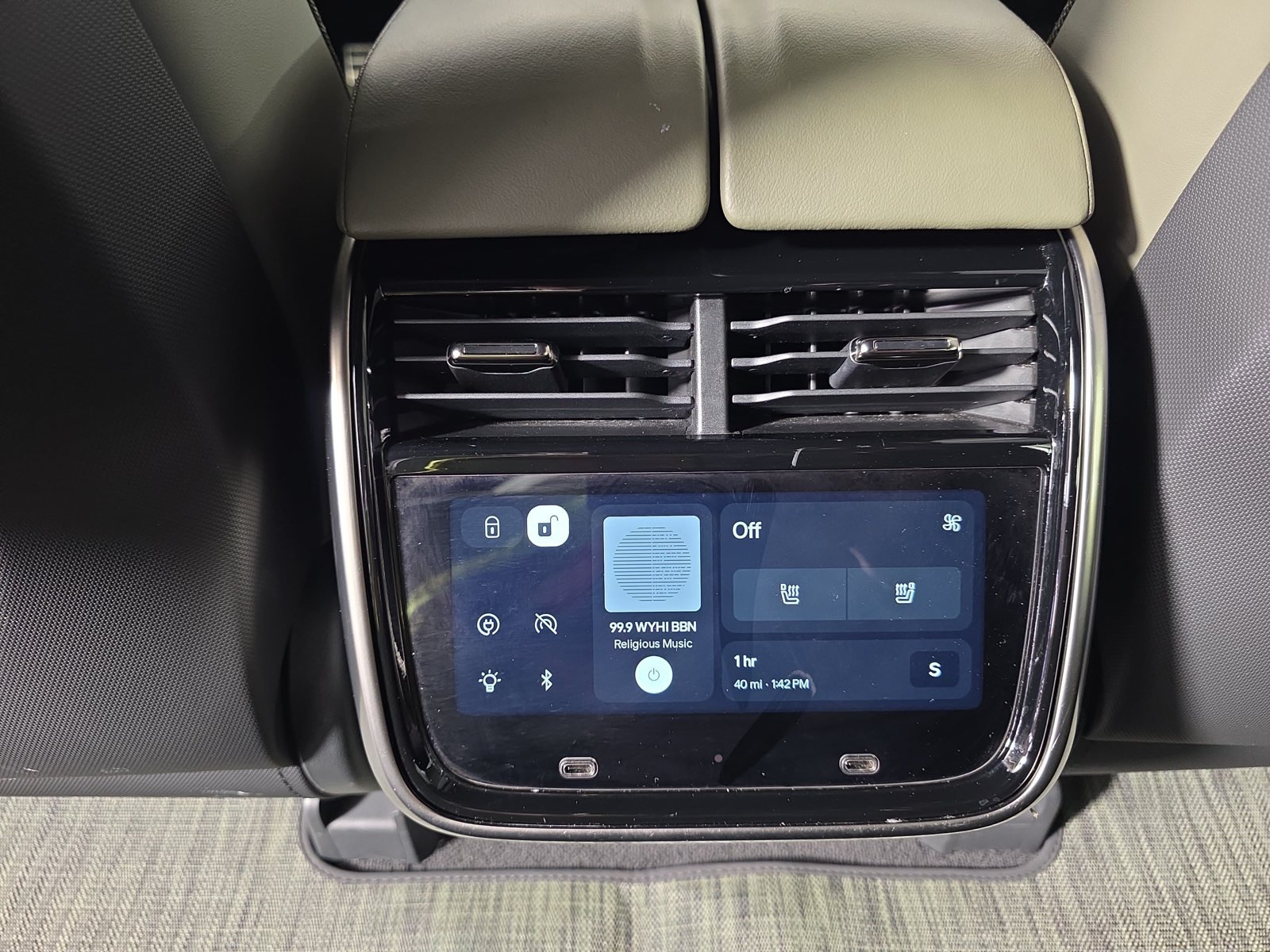Used 2023 Rivian R1S Adventure Quad AWD/4WD image 30