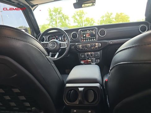 Used 2021 Jeep Wrangler Unlimited Rubicon 4xe w/ Cold Weather Group AWD/4WD image 17