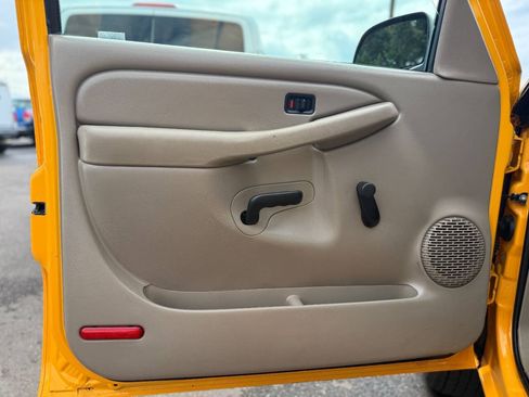 Used 2003 Chevrolet Silverado 2500 W/T RWD image 26