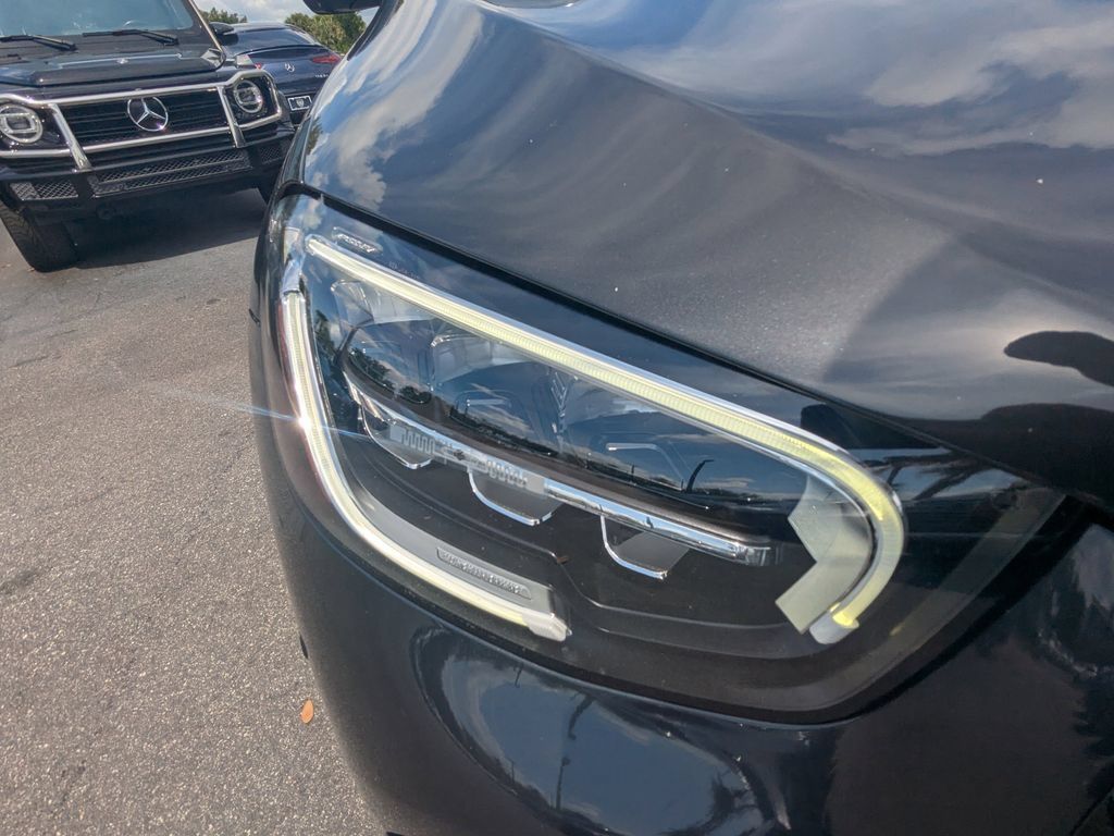 Used 2022 Mercedes-Benz GLC 300 w/ AMG Line image 19