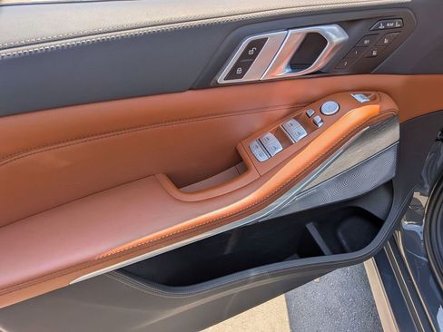 Certified 2025 BMW ALPINA XB7 AWD/4WD image 14