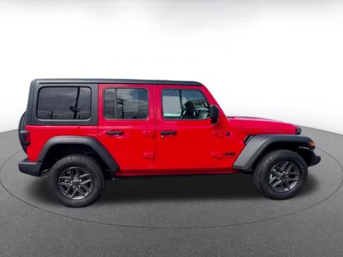 Used 2025 Jeep Wrangler Unlimited Sport AWD/4WD image 16