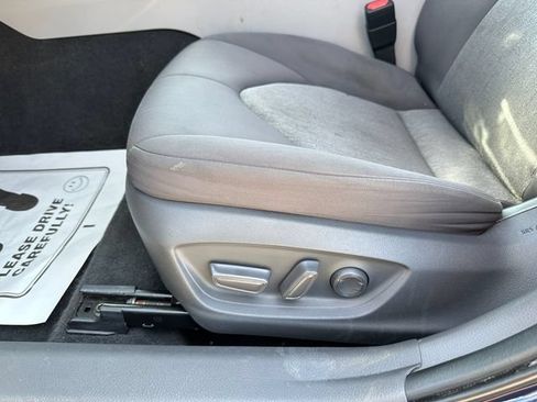 Used 2021 Toyota Camry LE FWD image 20