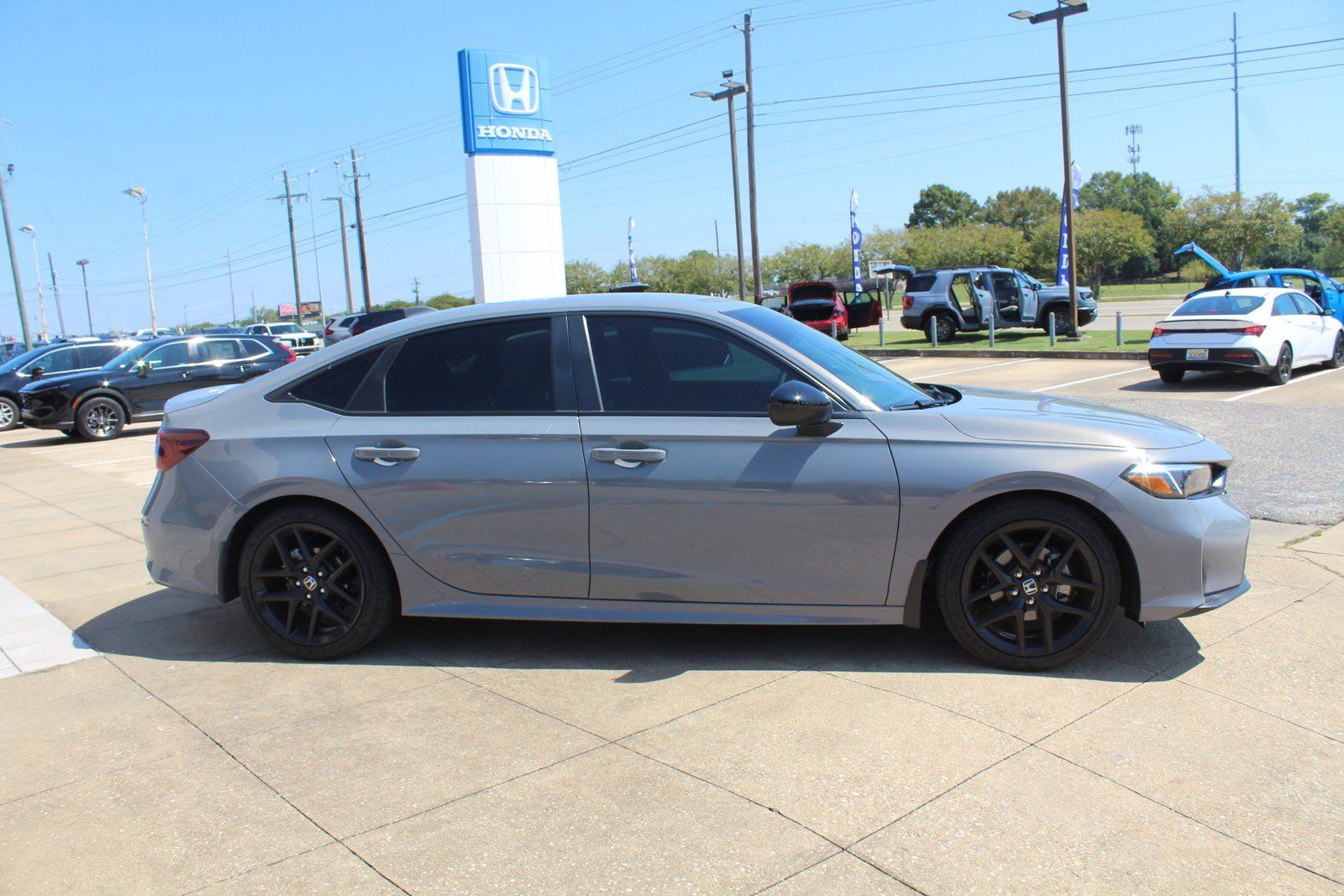 Used 2026 Honda Civic Sport image 3
