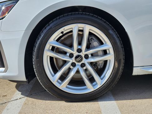 Used 2024 Audi A4 2.0T Premium w/ Convenience Package image 12