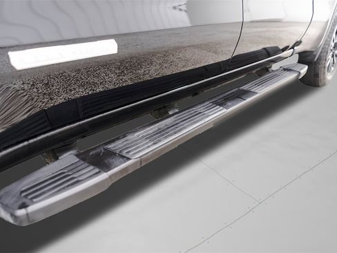 Used 2025 GMC Sierra 1500 Elevation image 38