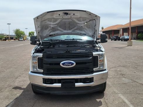 Used 2018 Ford F250 XL w/ Power Equipment Group AWD/4WD image 33