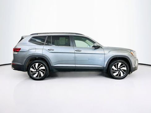 Used 2025 Volkswagen Atlas SE image 10