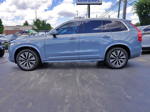 Used 2020 Volvo XC90 T5 Momentum w/ Protection Package AWD/4WD image 8