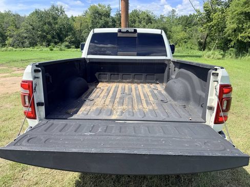 Used 2019 RAM 2500 Limited AWD/4WD image 12
