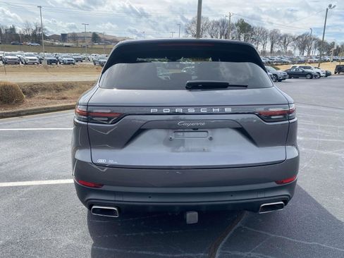Used 2021 Porsche Cayenne AWD/4WD image 6