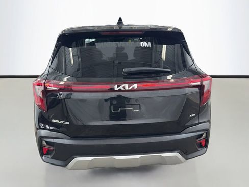 Used 2025 Kia Seltos LX AWD/4WD image 9