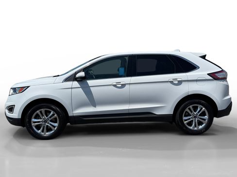 Used 2015 Ford Edge SEL w/ Equipment Group 201A FWD image 2